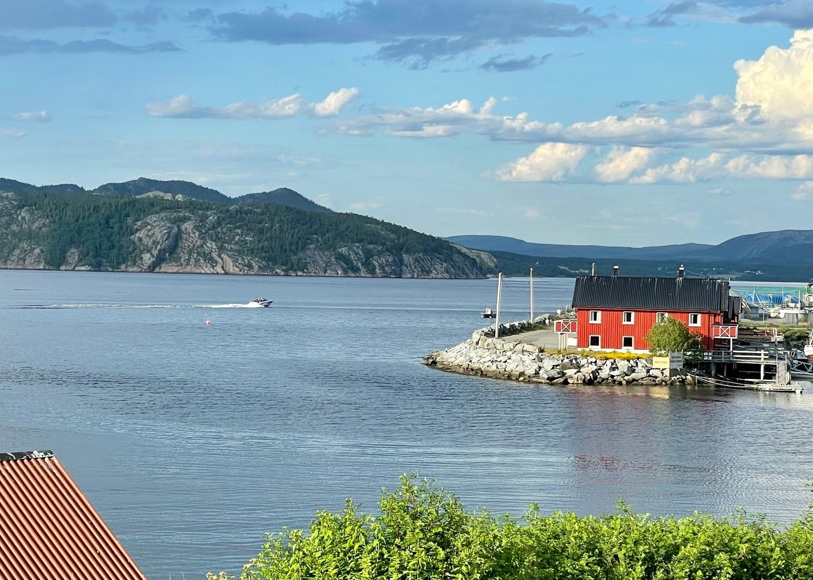 Nyt fredelig hytteliv i vakre omgivelser.. Galleribilde