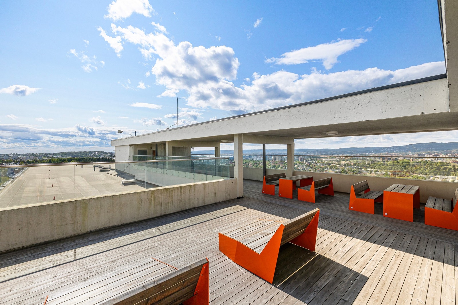 Borettslaget har felles takterrasse. Galleribilde