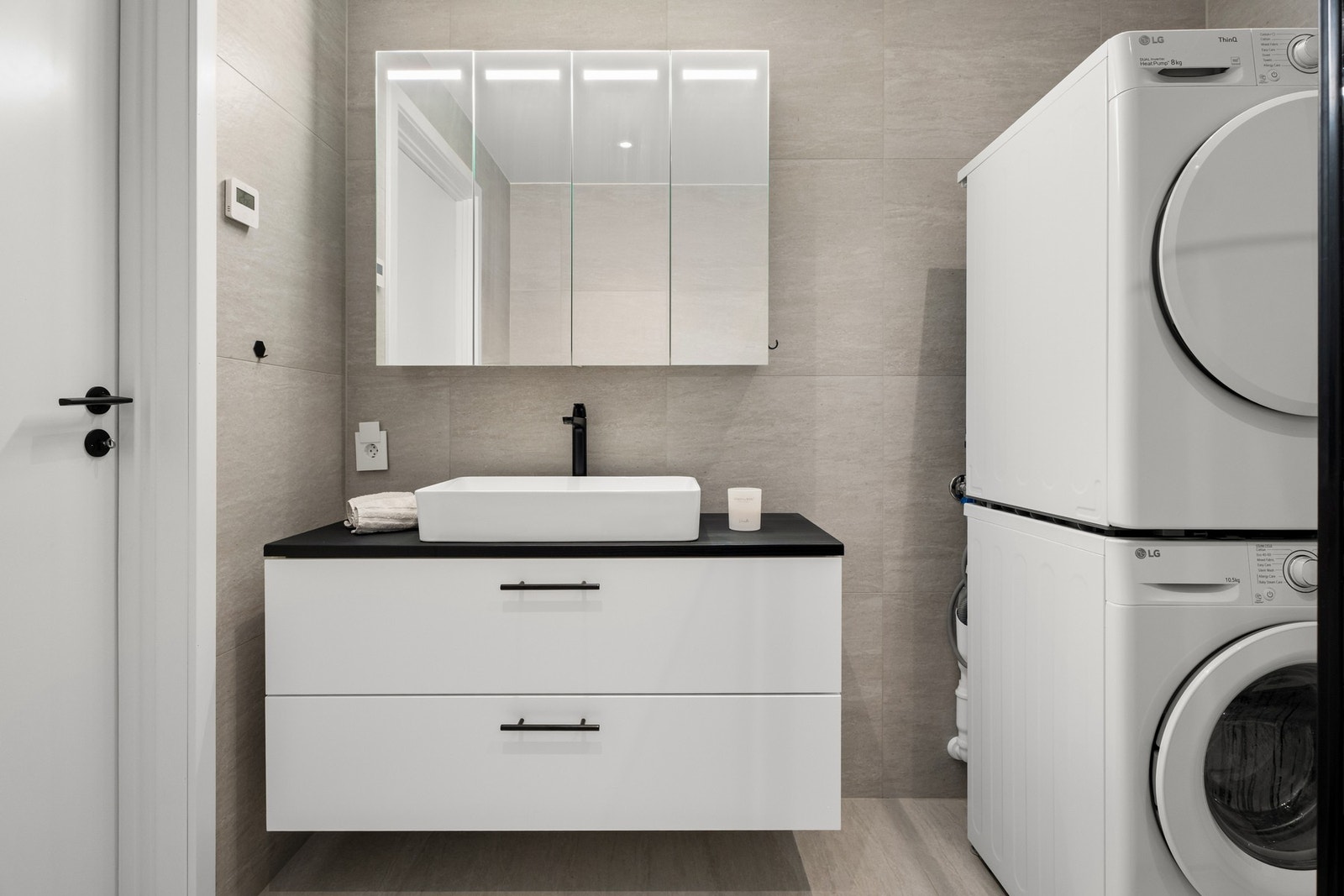 Det er opplegg og plass til vaskemaskin og tørketrummel Galleribilde