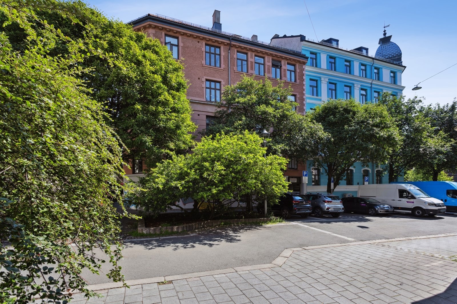 Her bor du med koselige kaféer, butikker og restauranter innen gangavstand, samt med noen av byens mest populære parker rett rundt hjørnet. Galleribilde