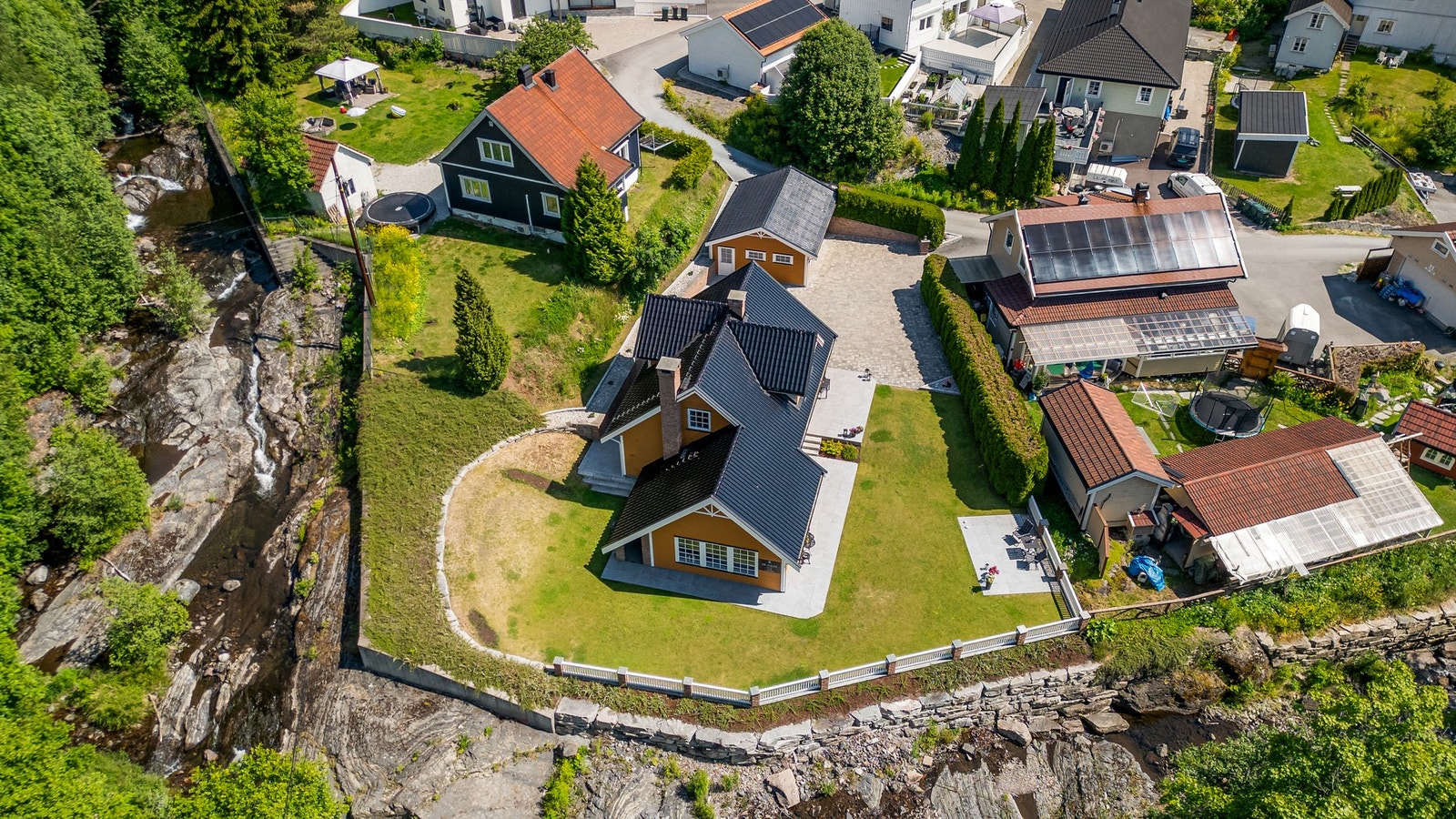 Dronebilde Galleribilde