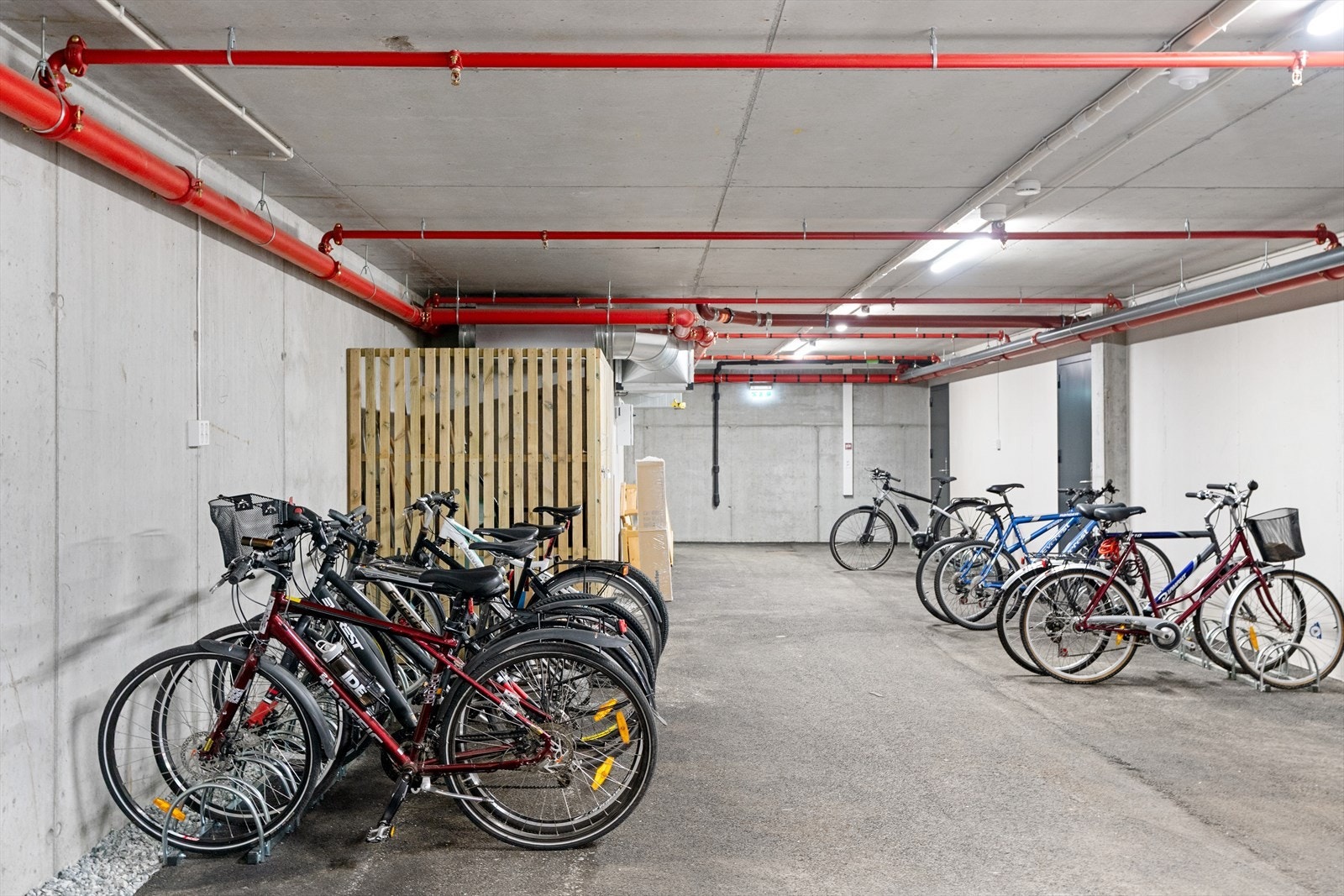 Sameiet har felles sykkelparkering. Galleribilde