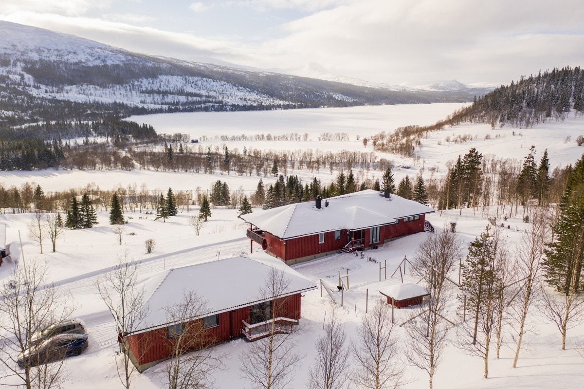 Kveaunet Gård Galleribilde