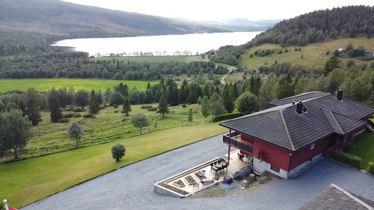 Kveaunet Gård Galleribilde