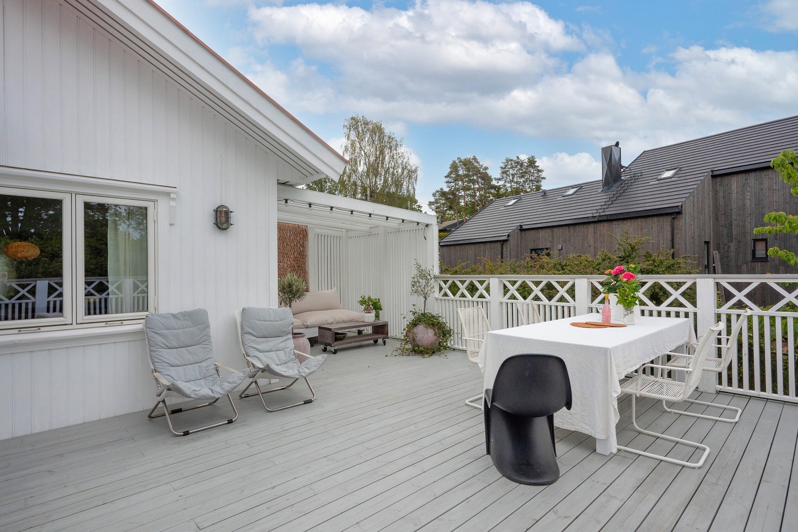 Her ligger alt til rette for rolige dager i solen Galleribilde