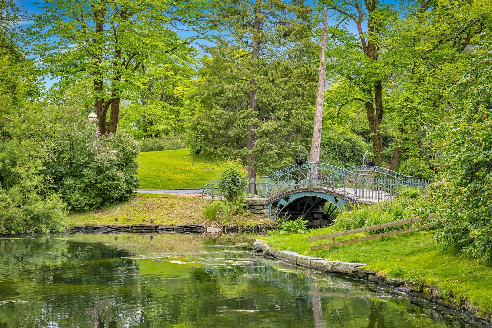Nygårdparken har de siste årene vært igjennom en betydelig opprustning og er blitt en svært populært og familievennlig park Galleribilde