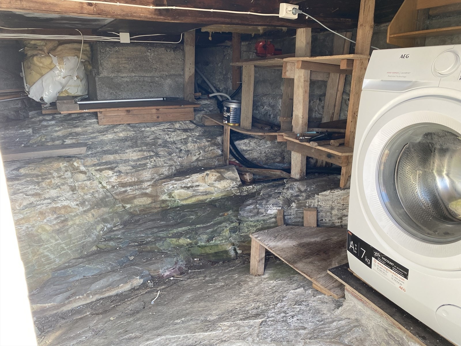 Selgers bilde fra kjeller Galleribilde