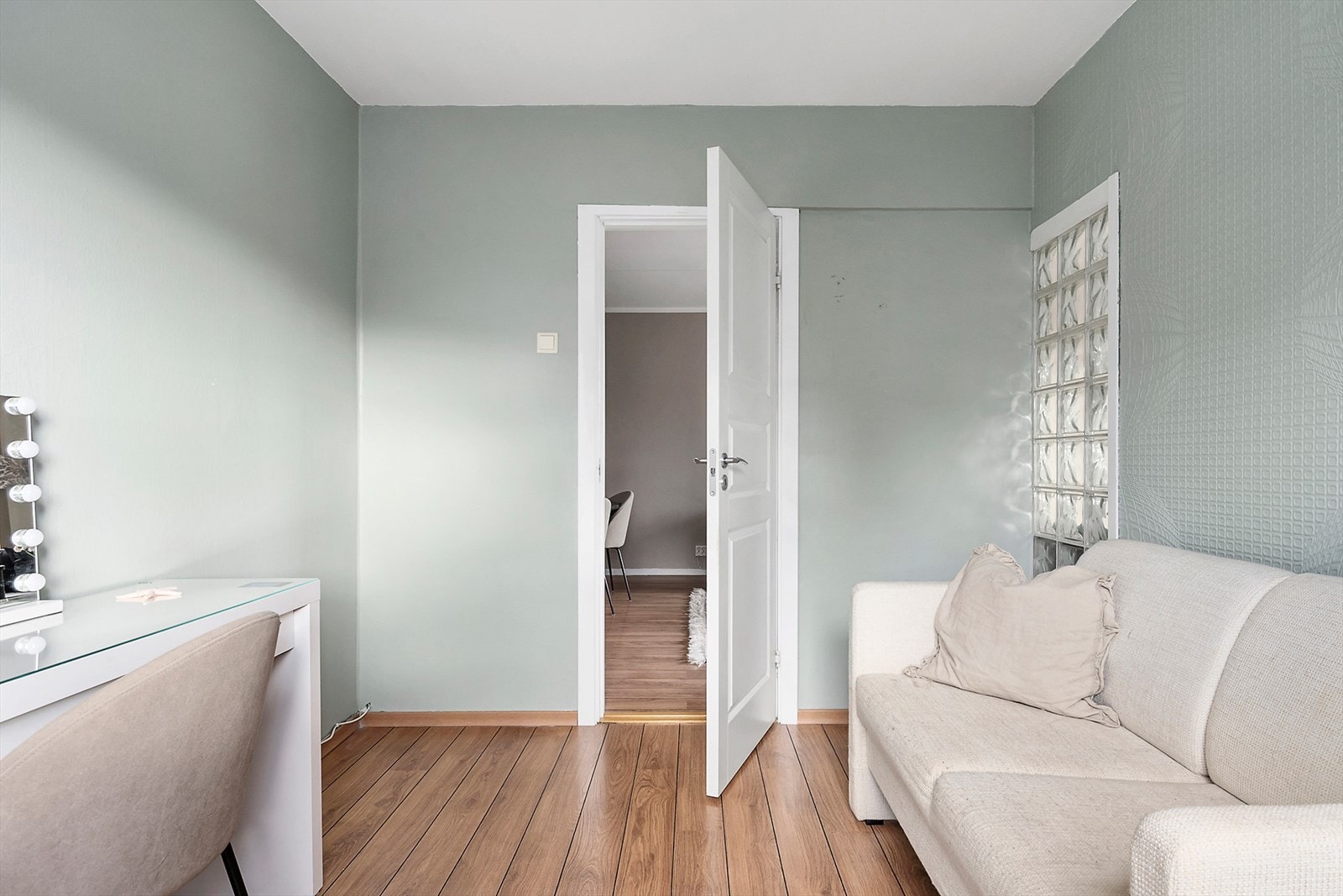 Internett, TV og fyring inkl. i felleskostnadene Galleribilde