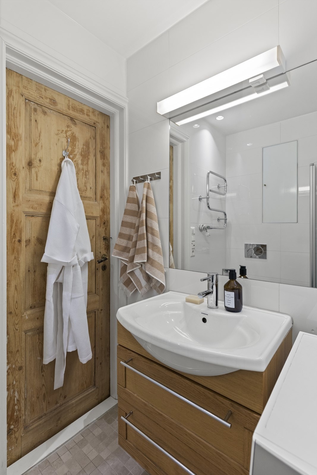 Bad med varm og behagelig atmosfære. Galleribilde