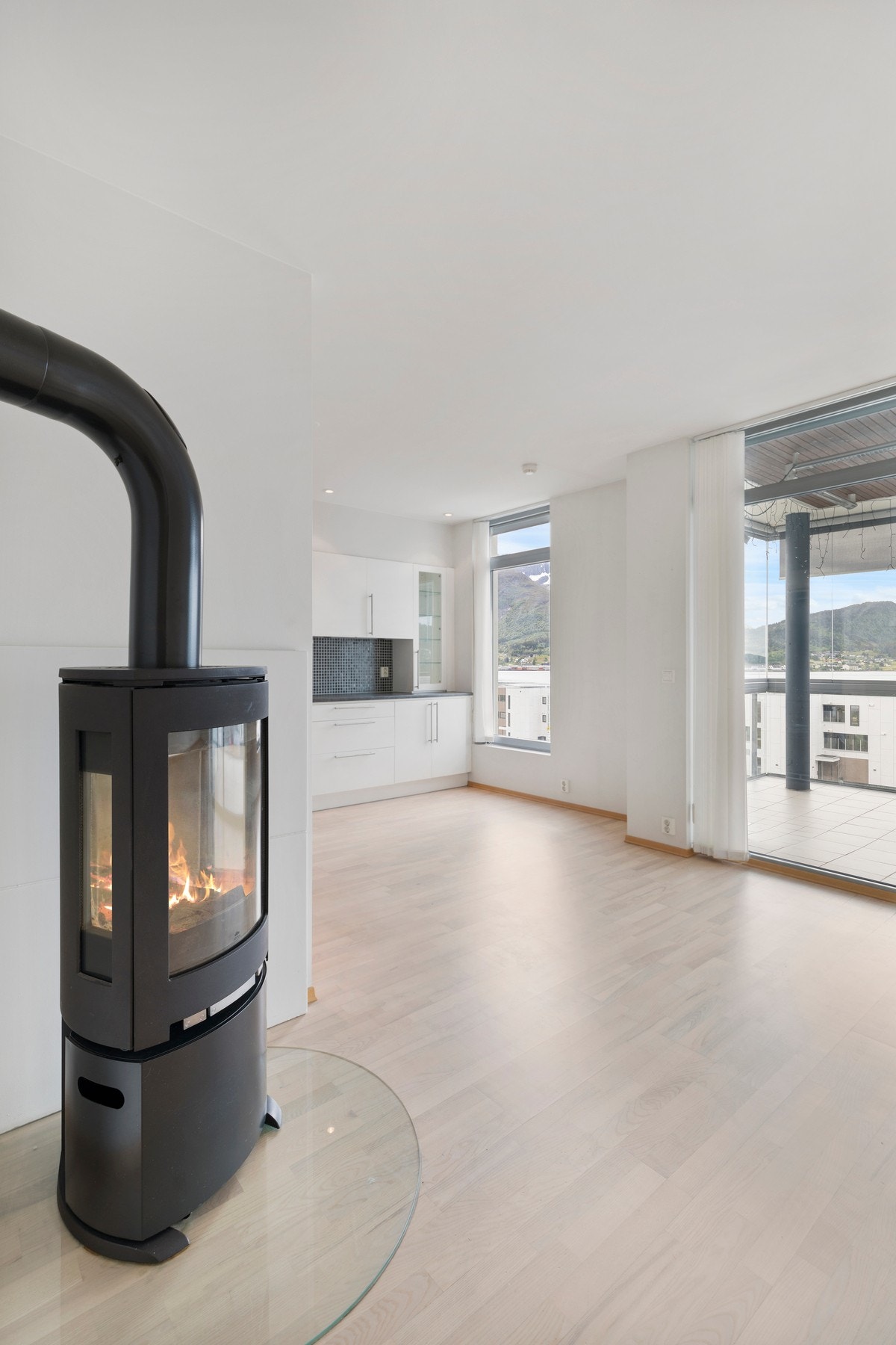 Oppvarming fra vedovn. Galleribilde