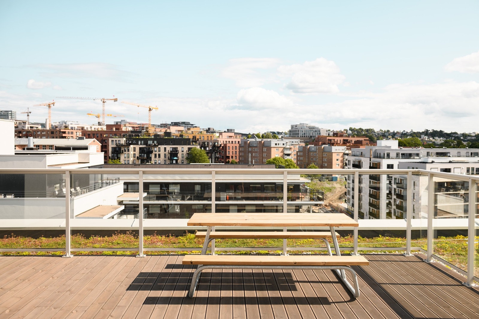Flere fine soner og flott utsikt mot både byen og fjorden. Galleribilde