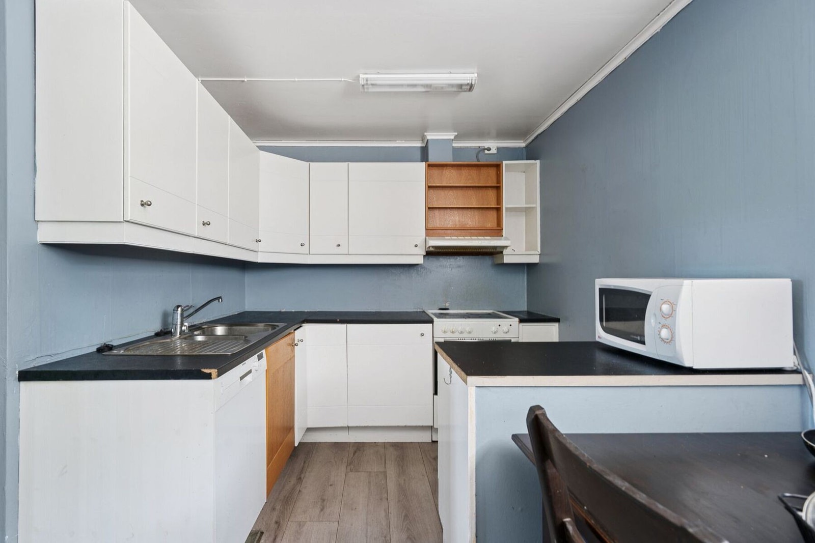 Kjøkken i underetasje Galleribilde