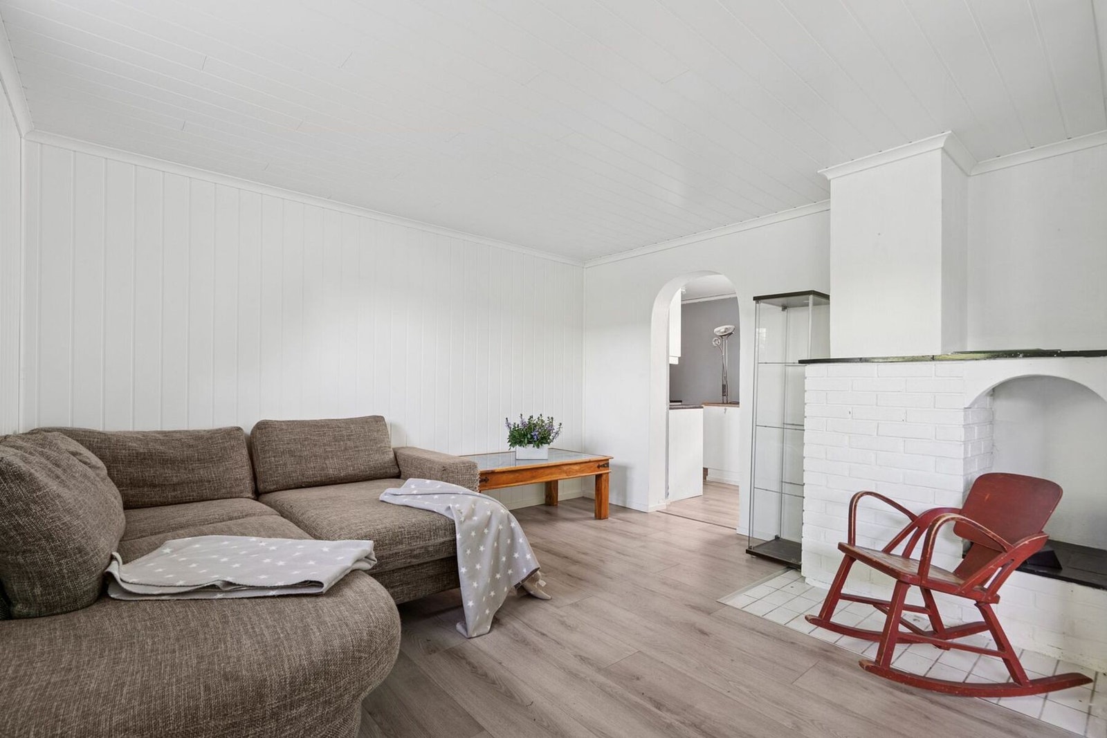 Underetasje av god størrelse Galleribilde