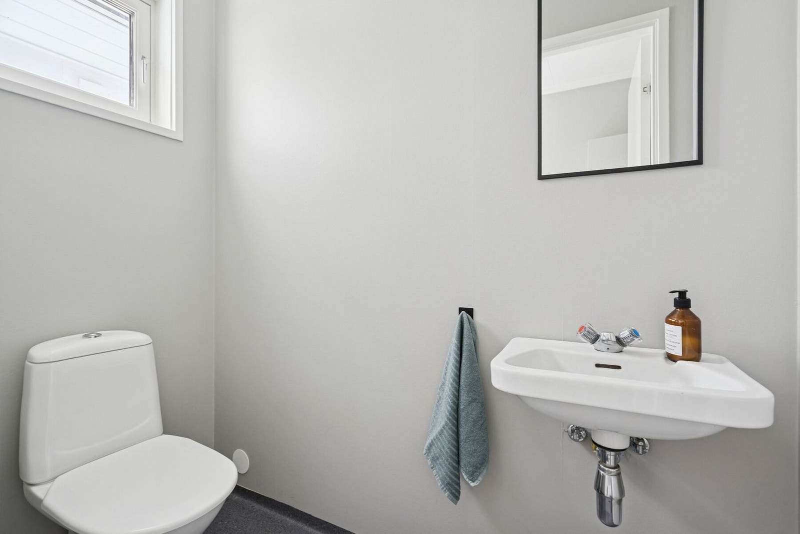 Toalett Galleribilde