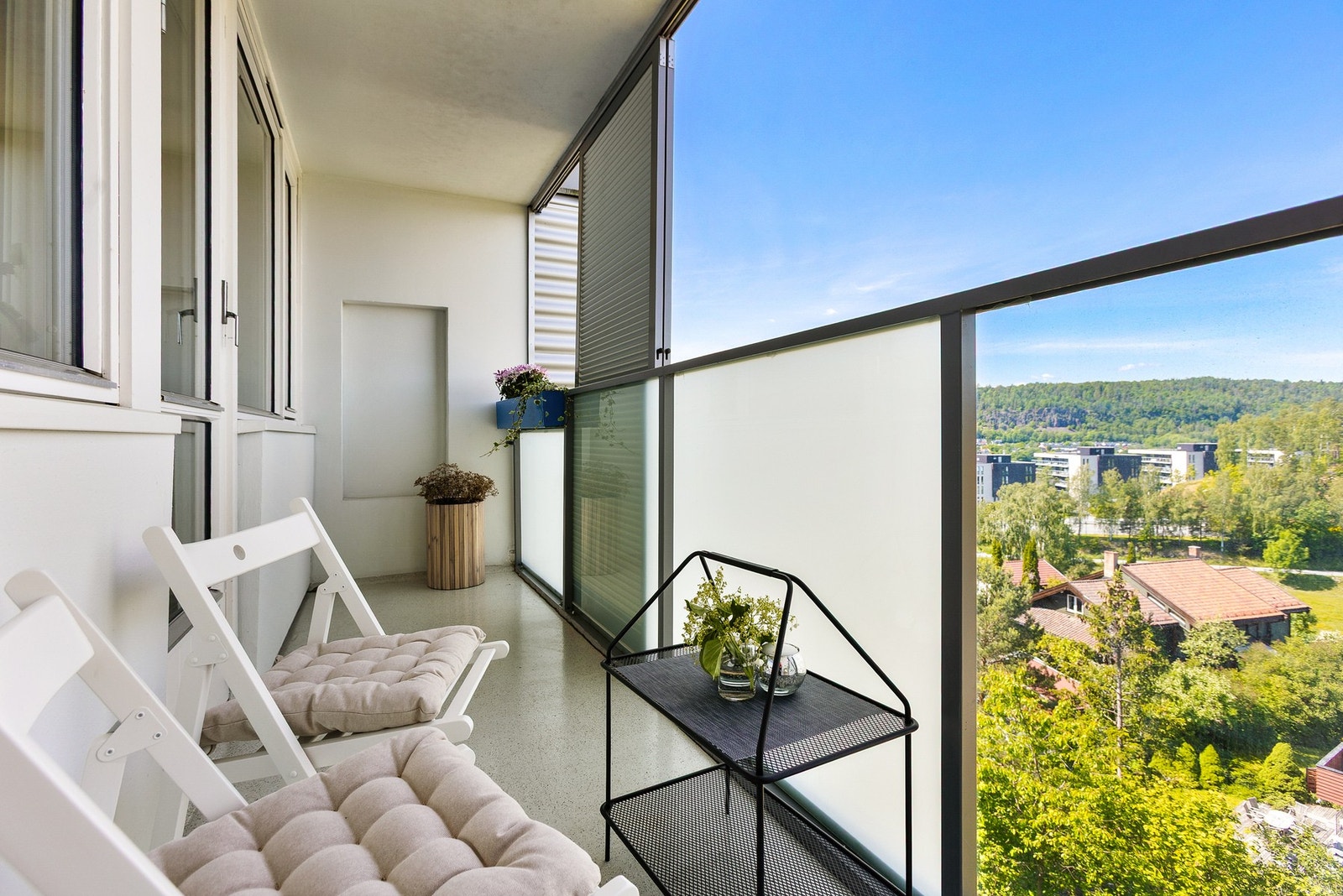 Begge balkongene er av god størrelse. Galleribilde