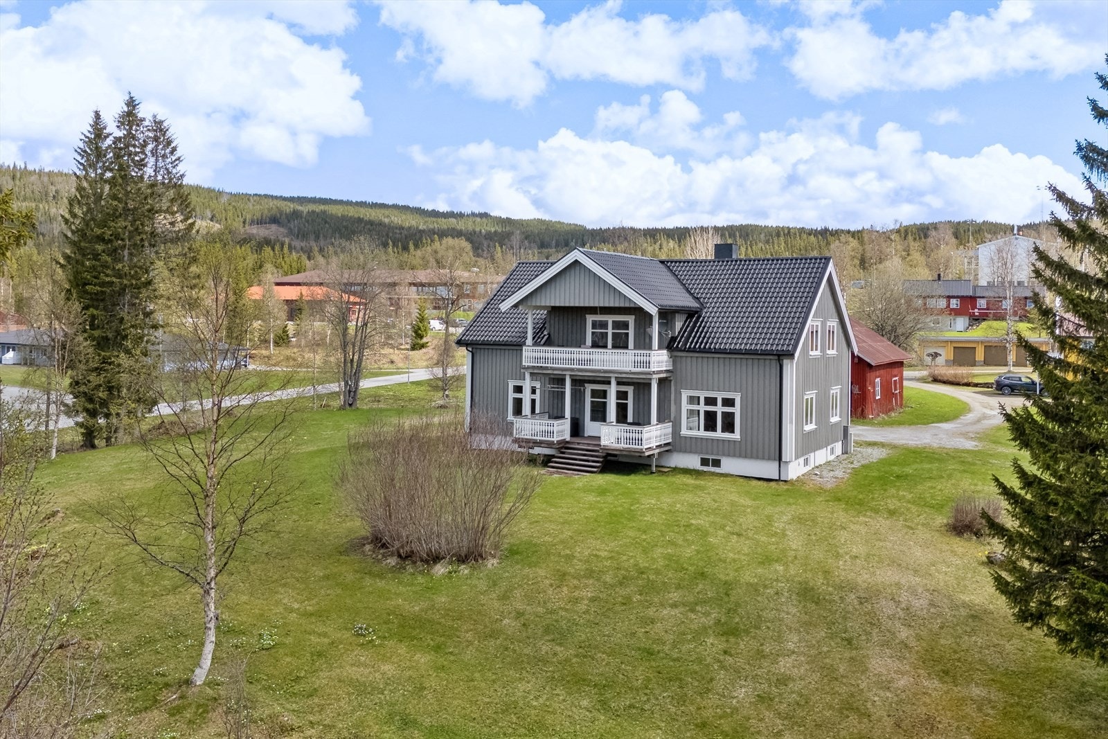 Stor eiendomstomt på over 5,3 mål. Galleribilde