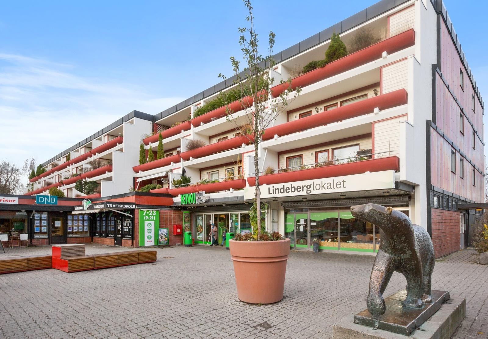 Fasade -kort vei til butikker! Galleribilde