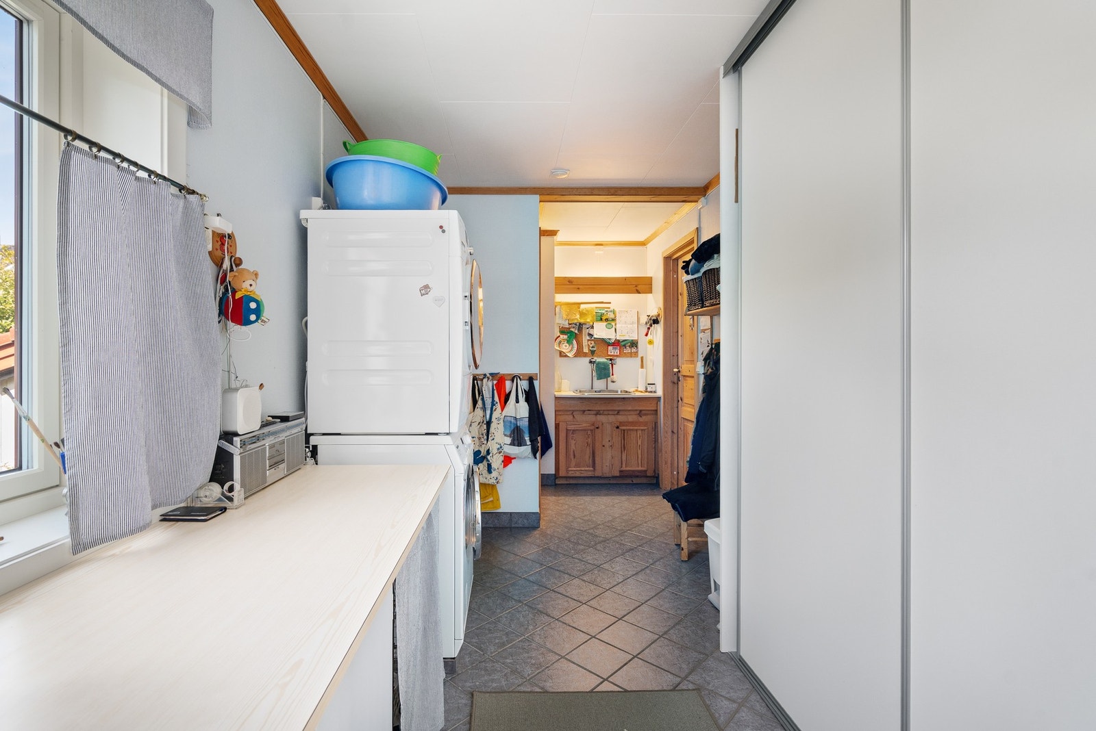 Vaskerom Galleribilde