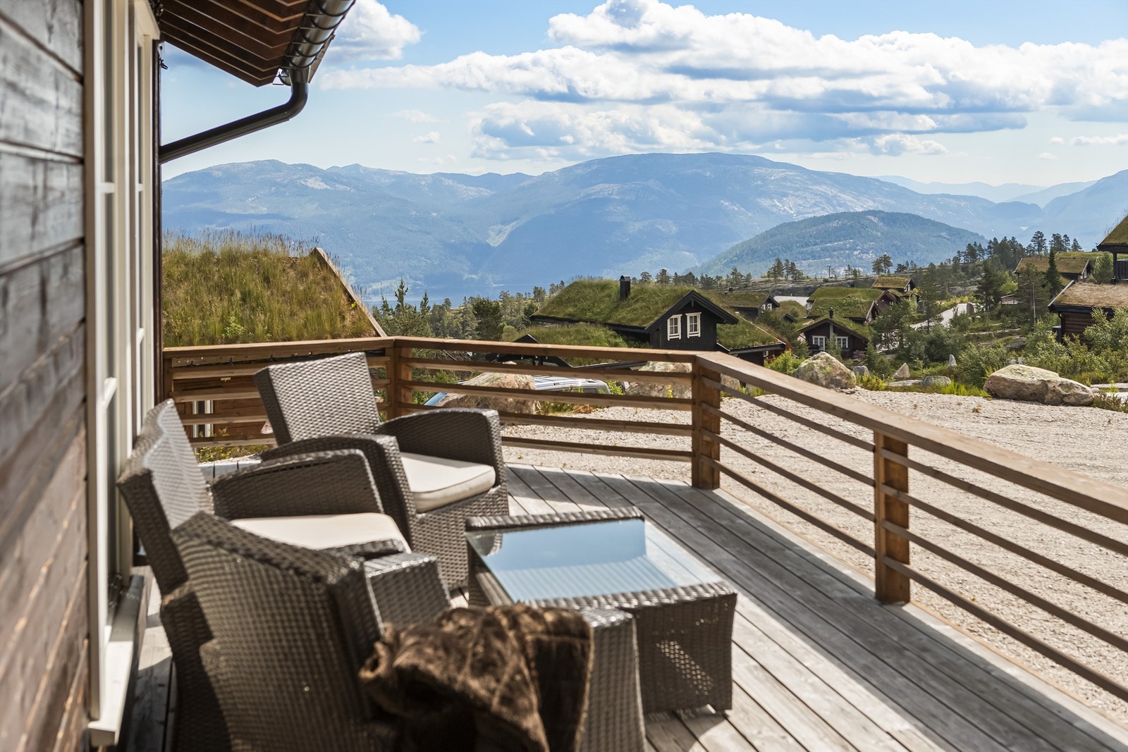 Her kan du sitte og nyte utsikten! Galleribilde