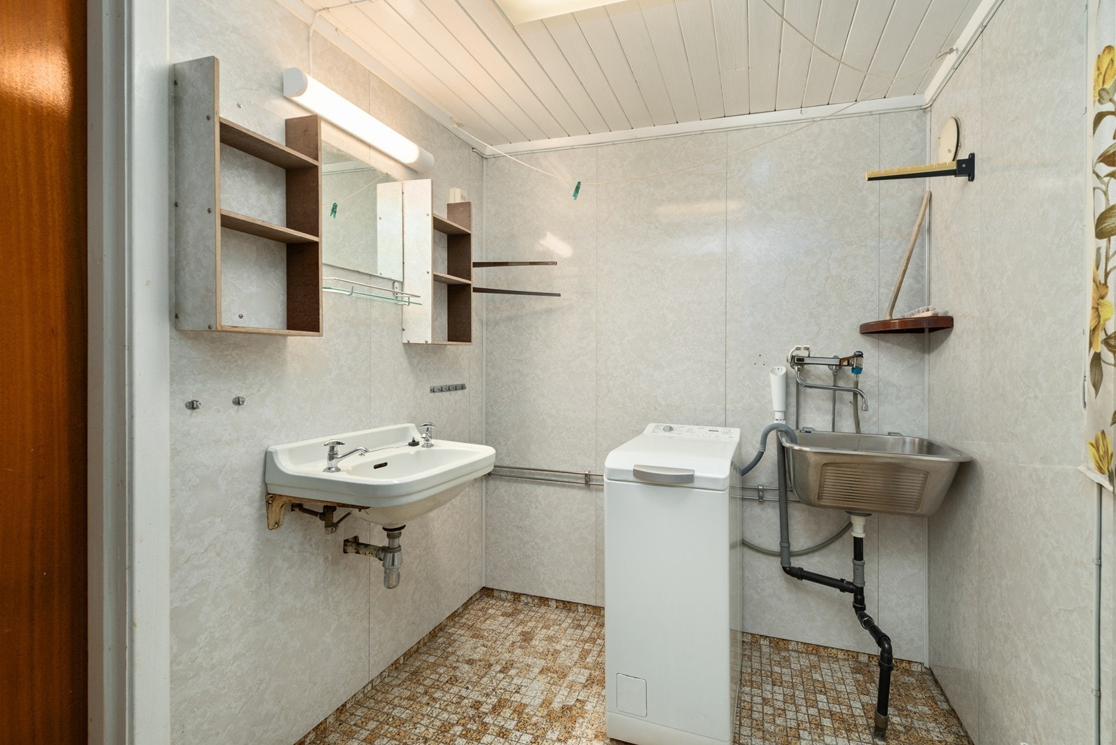 Opplegg for vaskemaskin og vaskekum i bad/vaskerom u.etg. Galleribilde