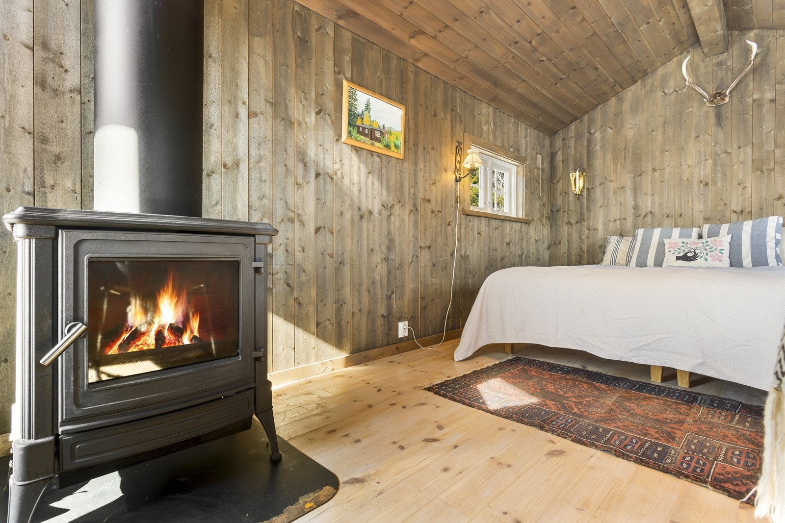 Deilig vedovn i annekset. Galleribilde