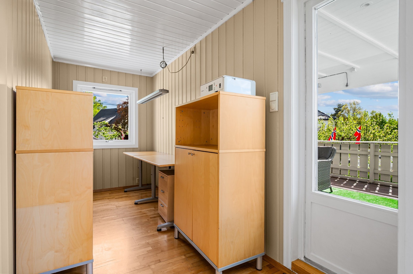 Her har du utgang til boligens terrasse. Galleribilde