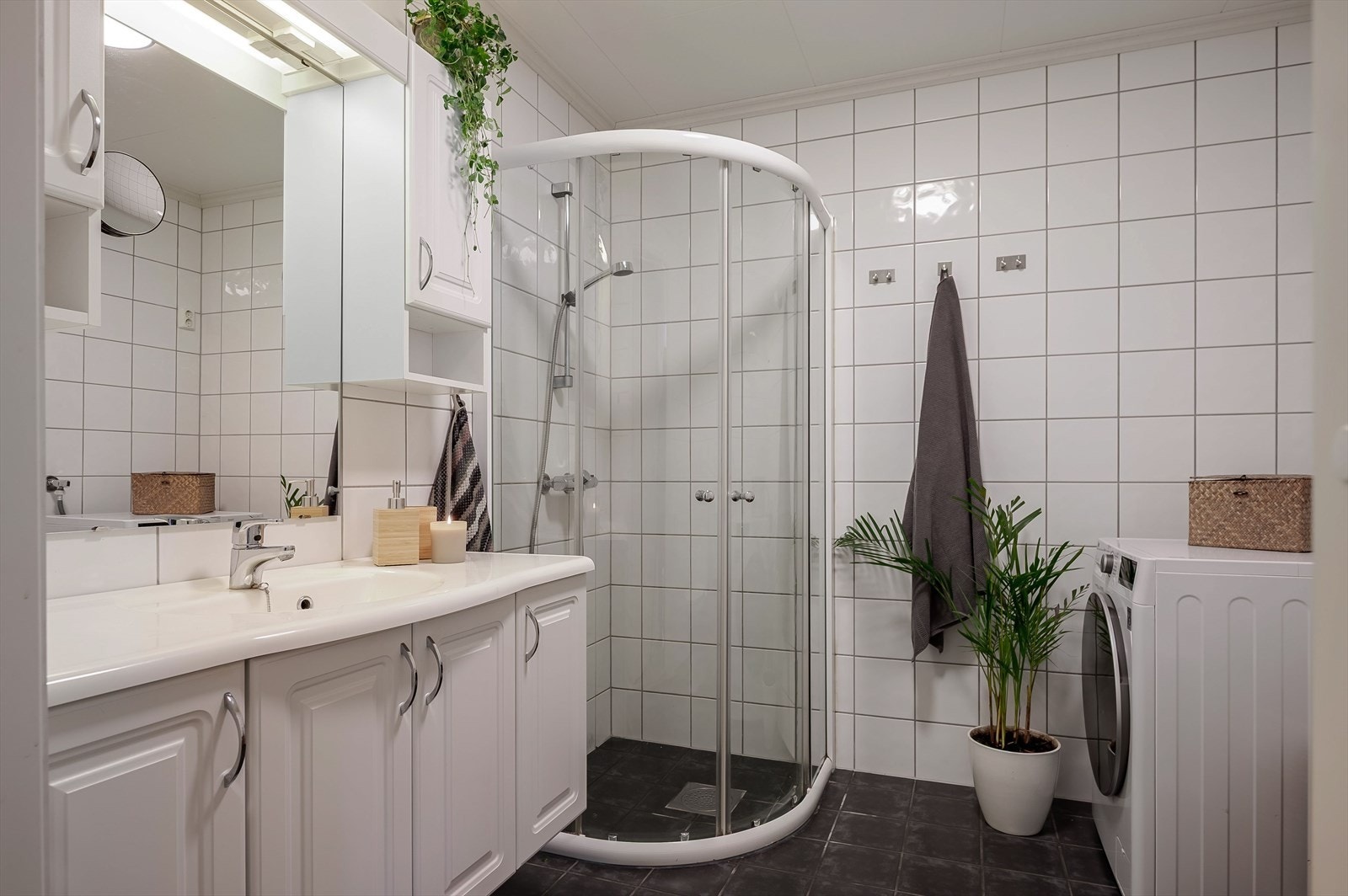 Badet. Galleribilde