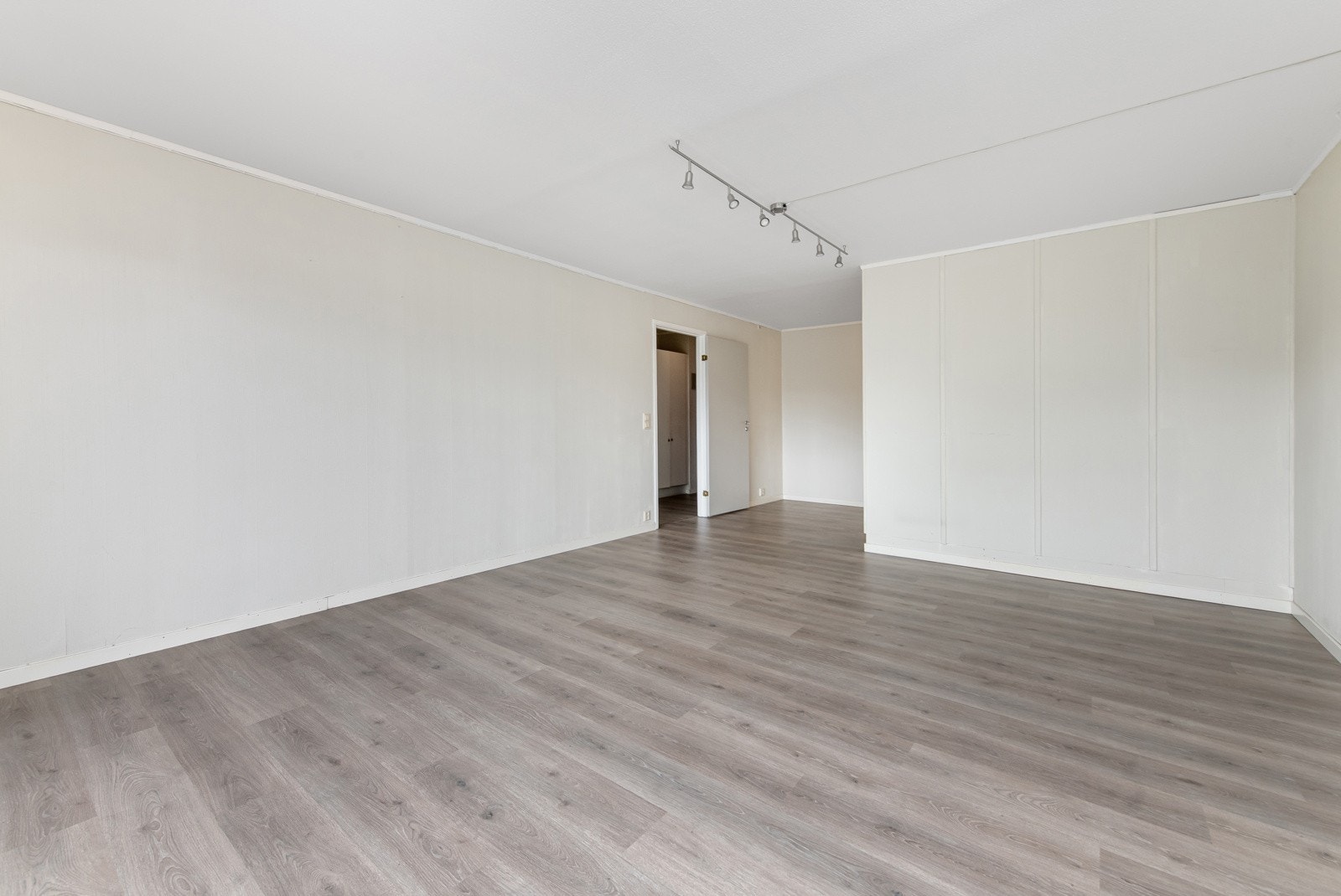 Stuen mot spiseplassen Galleribilde