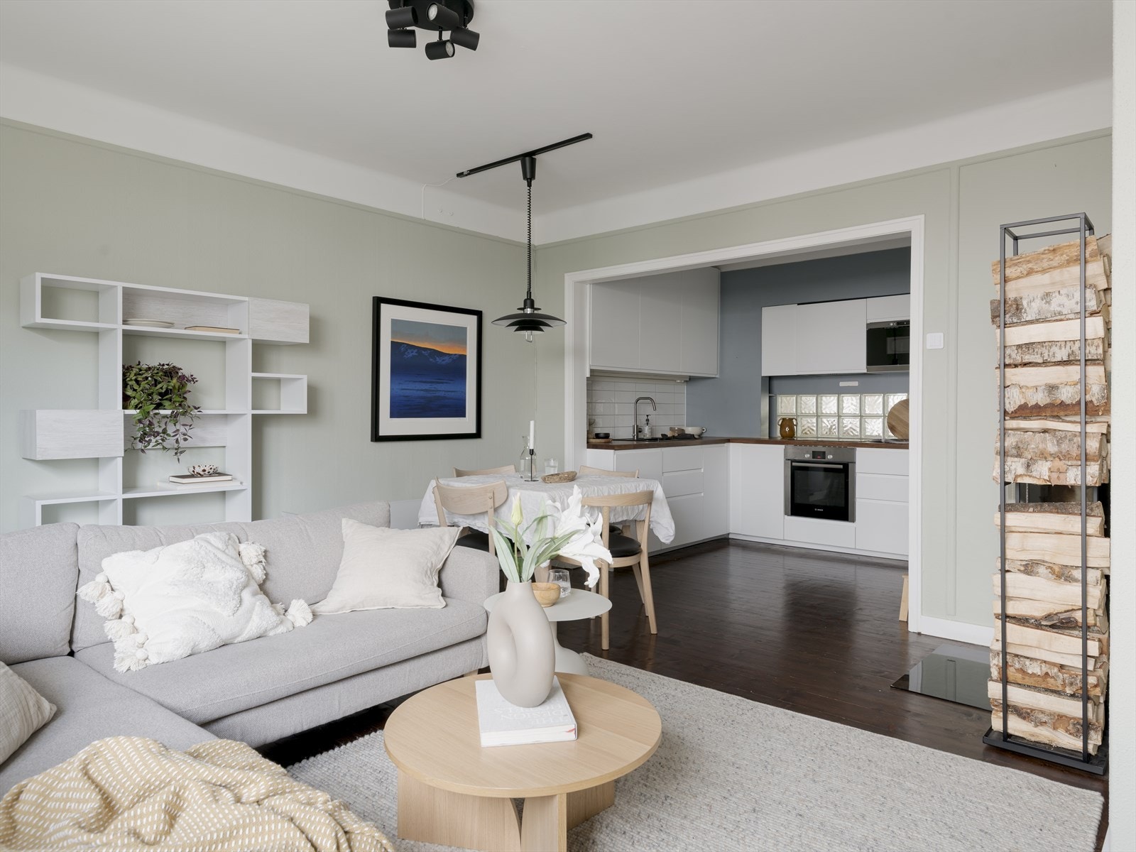 Ingrid Elgaaen v/Nordvik ønsker velkommen til Tønsberggata 3 Galleribilde