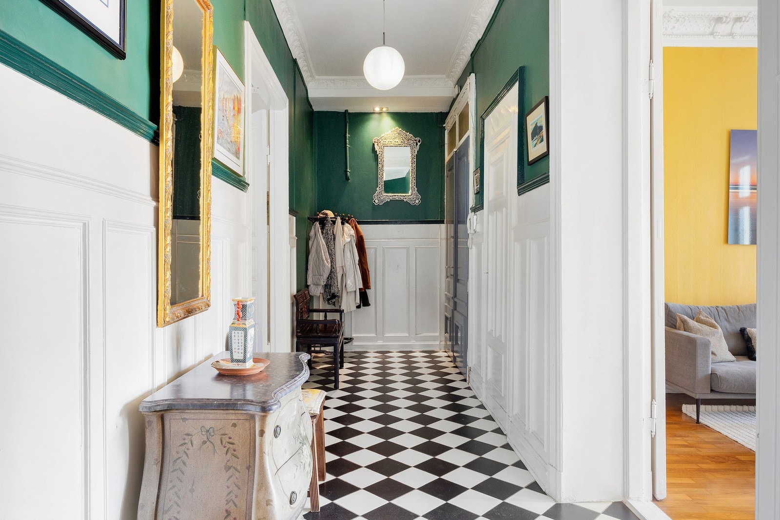 Hall/entrè Galleribilde