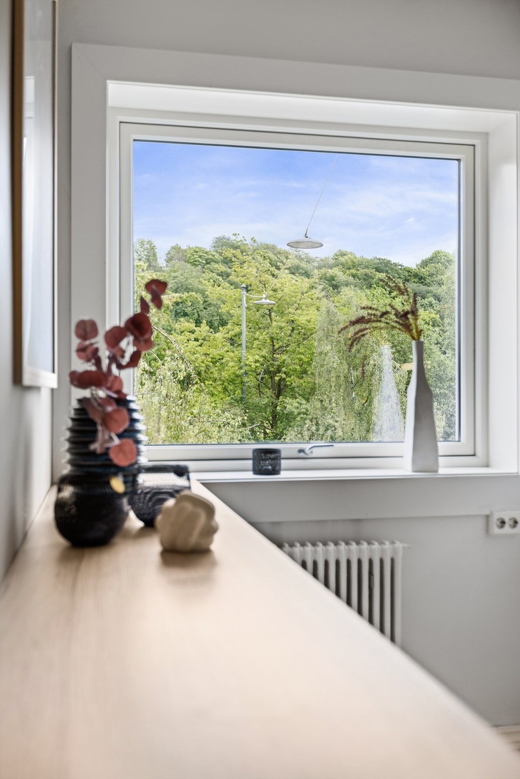 Et grønt og frodig utsyn som gir energi om morgningen. Galleribilde