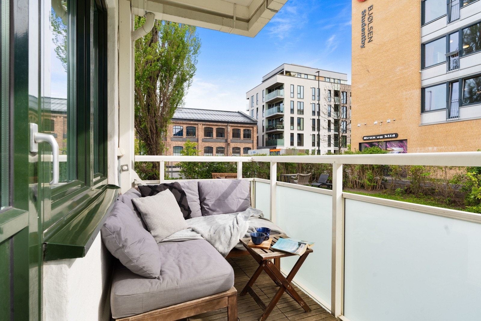 Balkongen er på 5kvm. Galleribilde