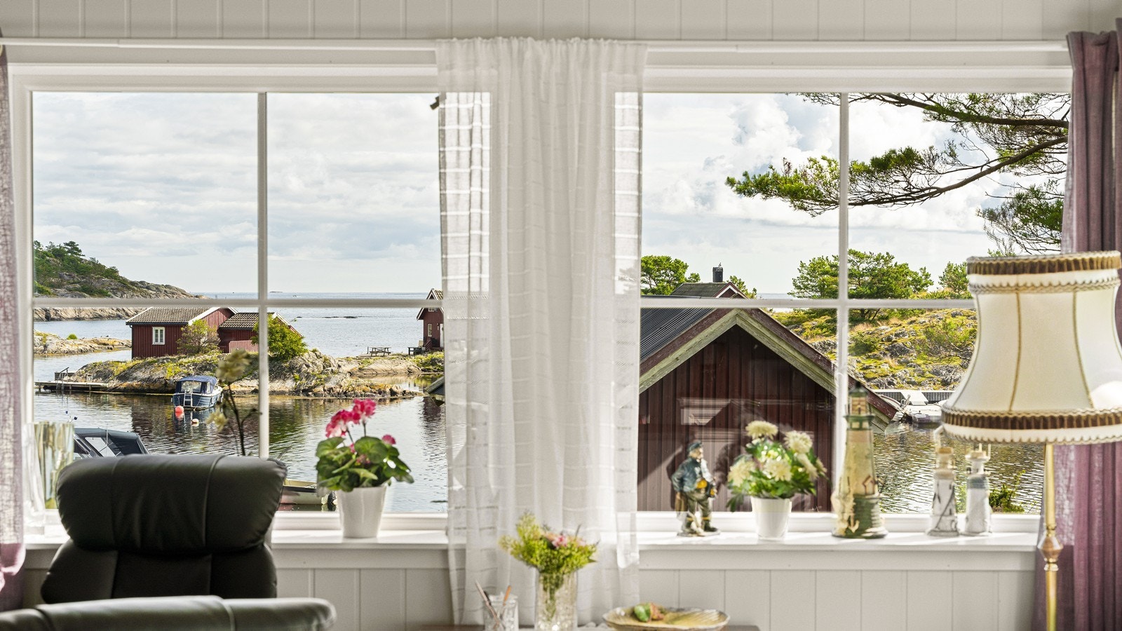 Nydelig utsikt mot sjøen! Galleribilde