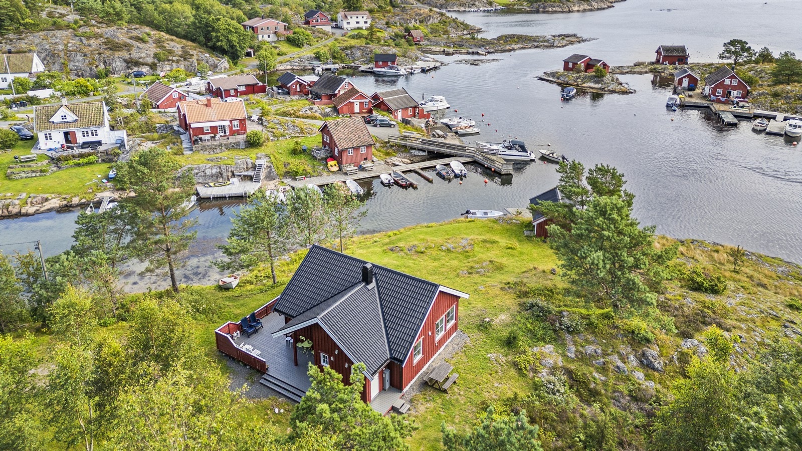 Even Guttormsen har gleden av presentere Skarestrand 146! Galleribilde