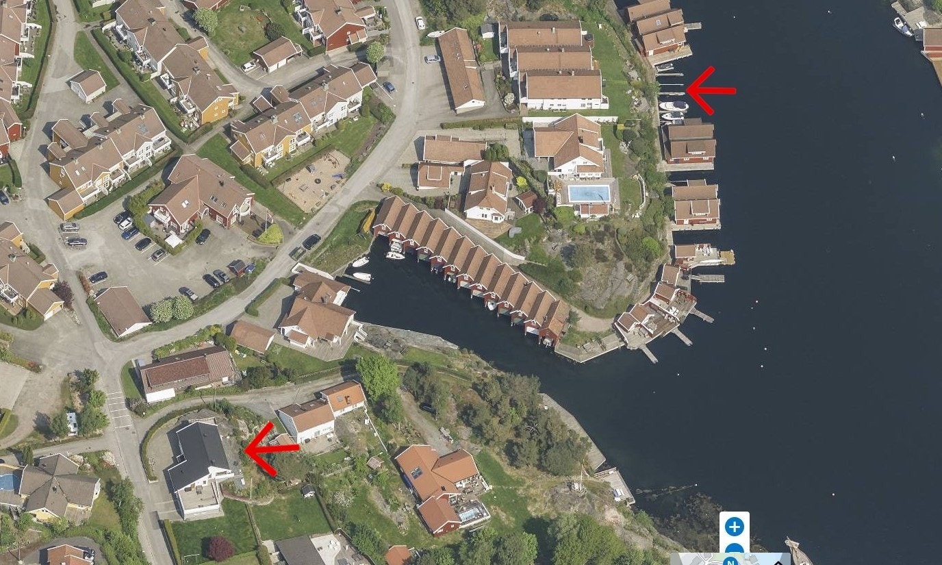 Båtplass på en kort gåtur fra huset medfølger salget Galleribilde