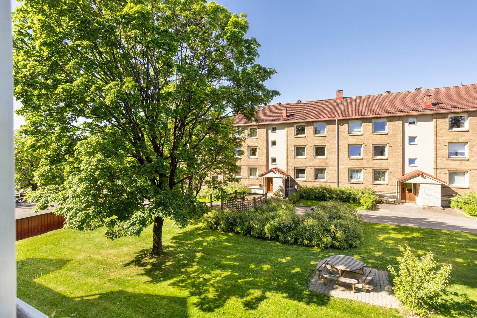 Teisen Park er et veldrevet borettslag med flotte fellesområder Galleribilde