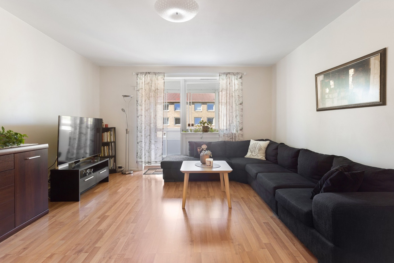 PrivatMegleren Infinita ved Anders Holland-Hverven har gleden av å presentere Prost Hallings vei 20! Galleribilde