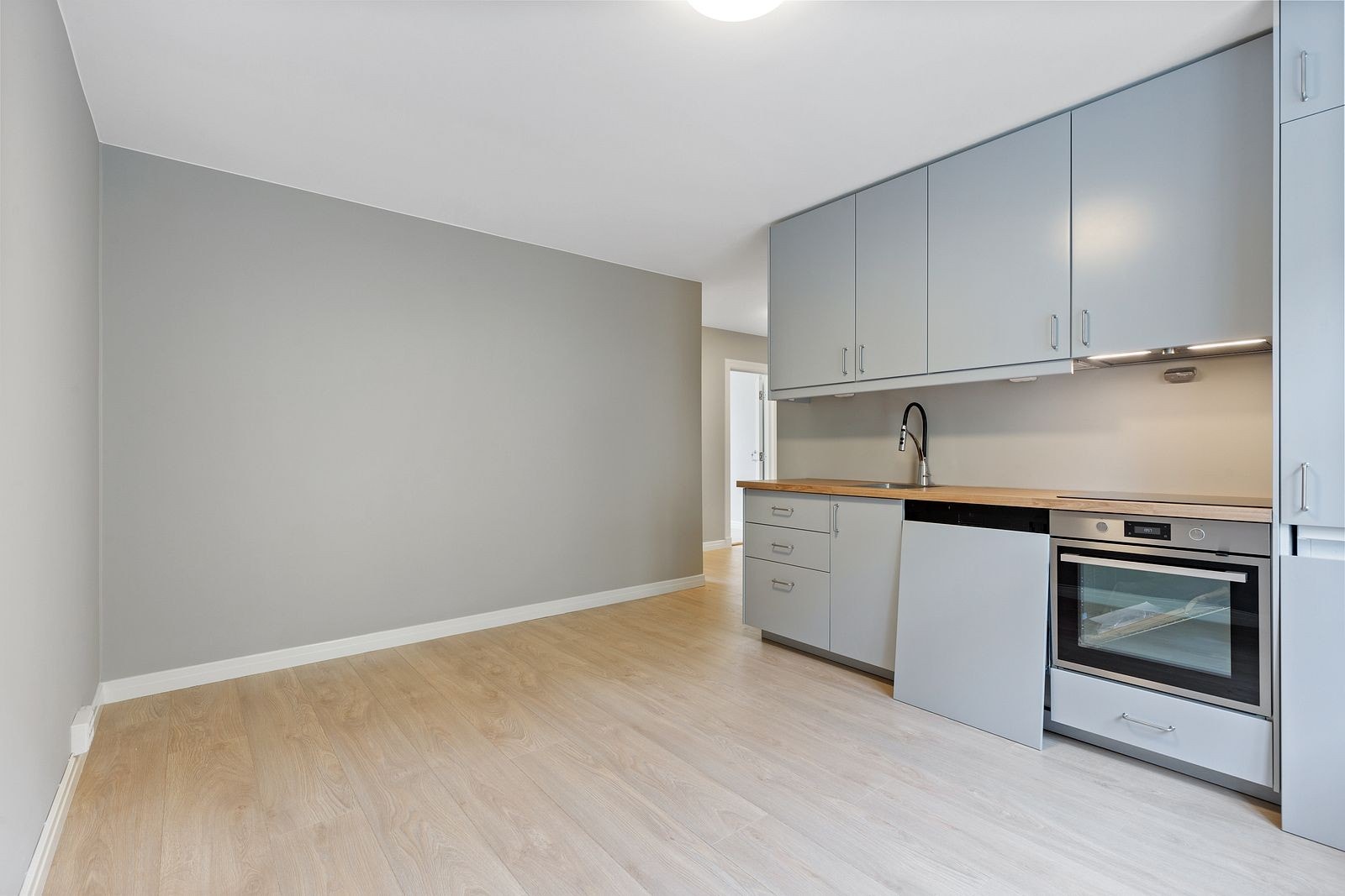 Stue/kjøkken. Galleribilde