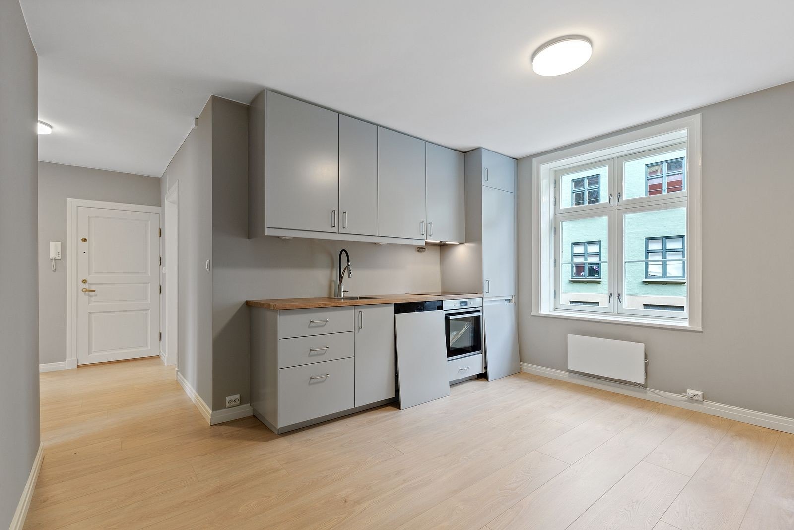 Åpen stue/kjøkkenløsning. Galleribilde