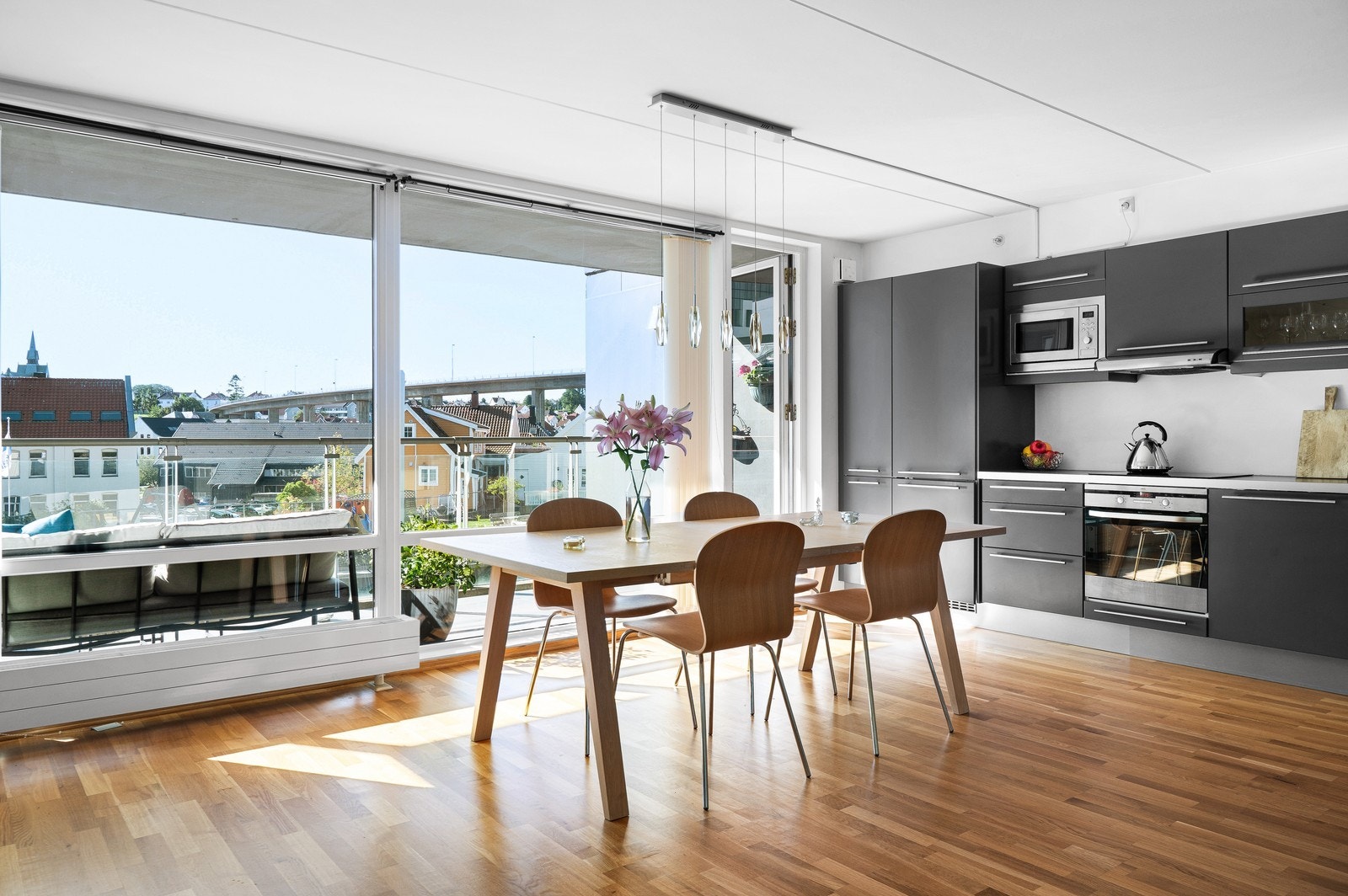 Stue/kjøkken. Galleribilde