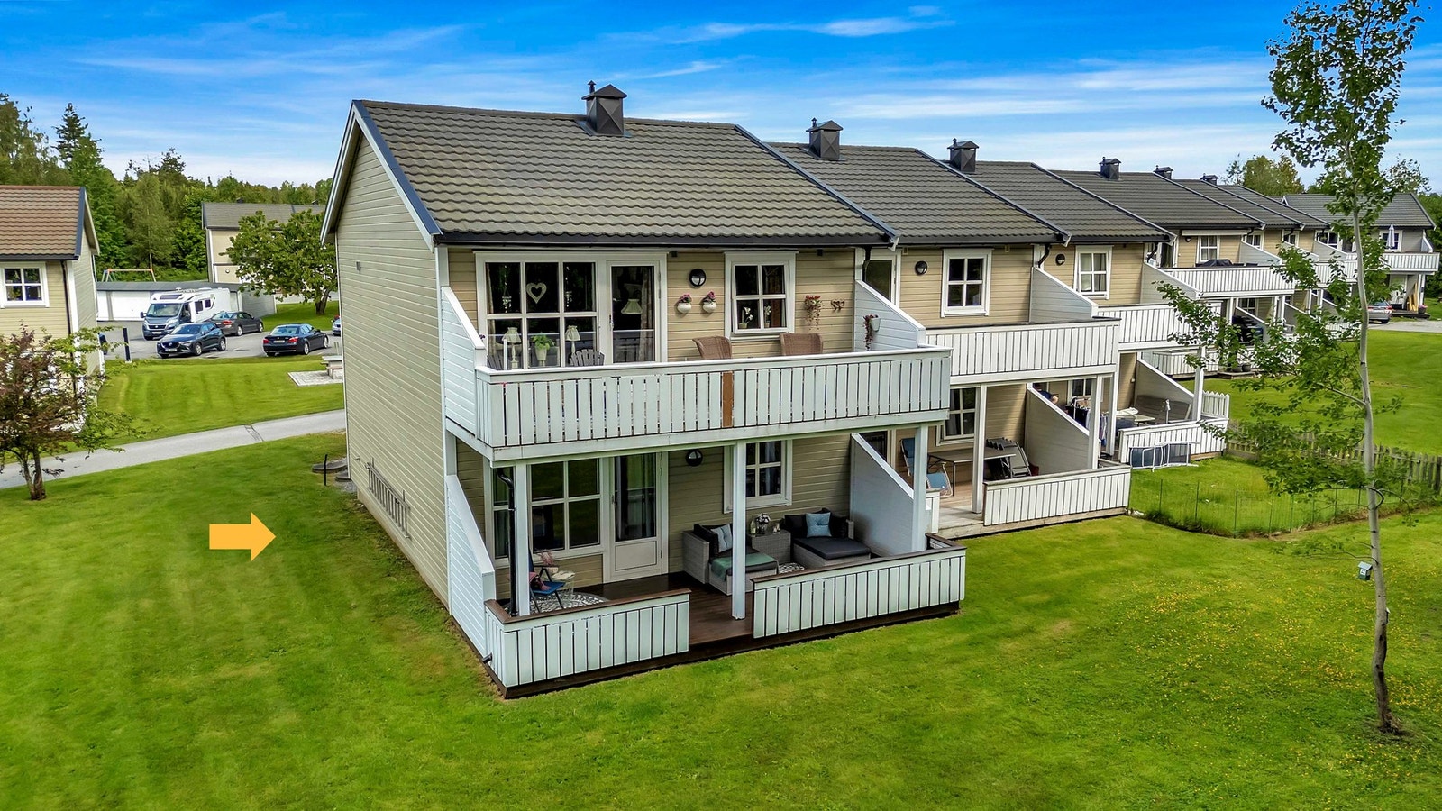 Skjermet terrasse og uteareal Galleribilde