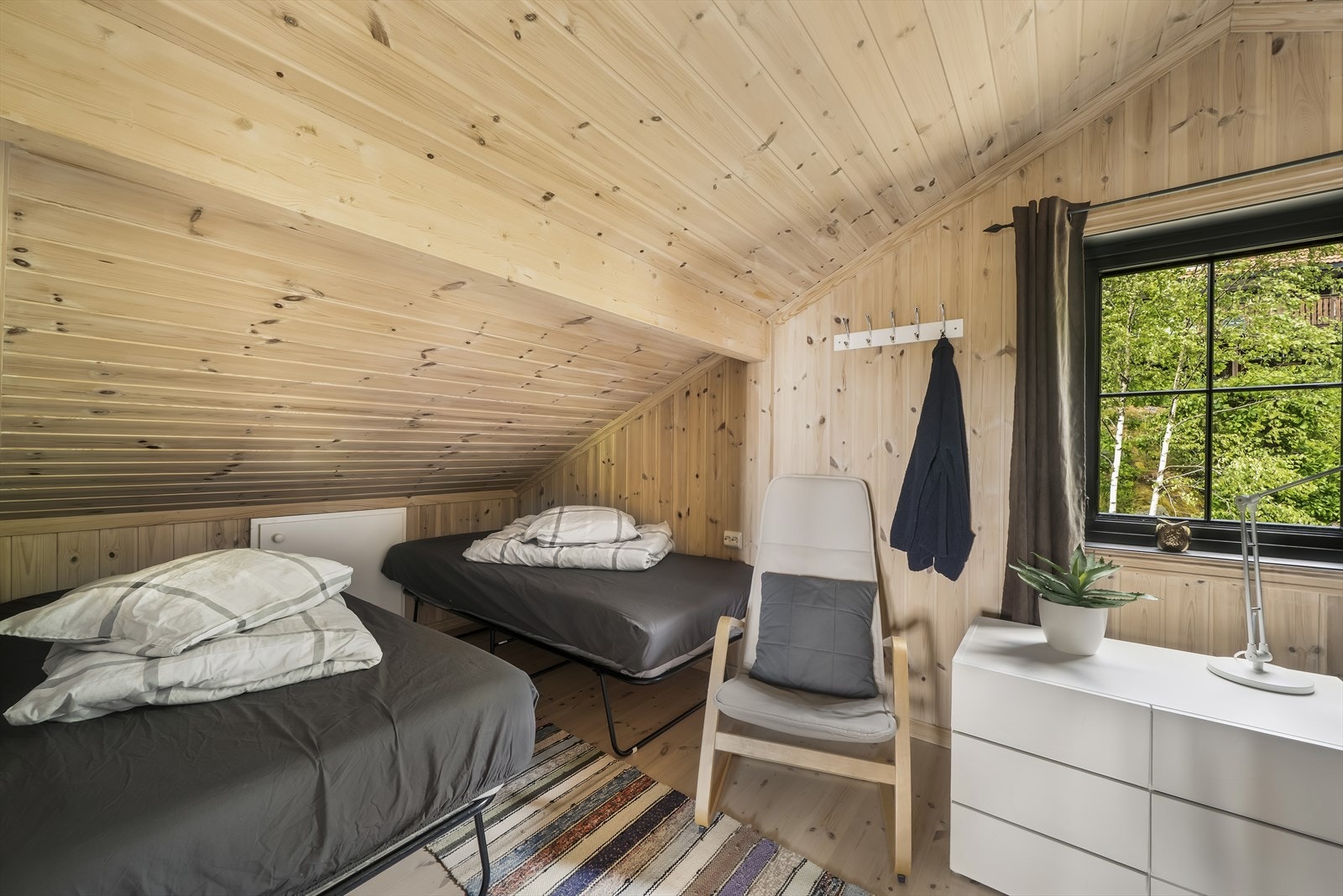 Soverom nr. 2 i 2. etasje. Galleribilde