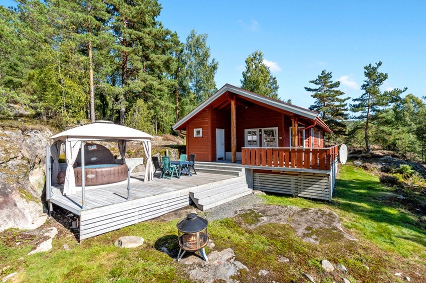 Velholdt hytte Galleribilde