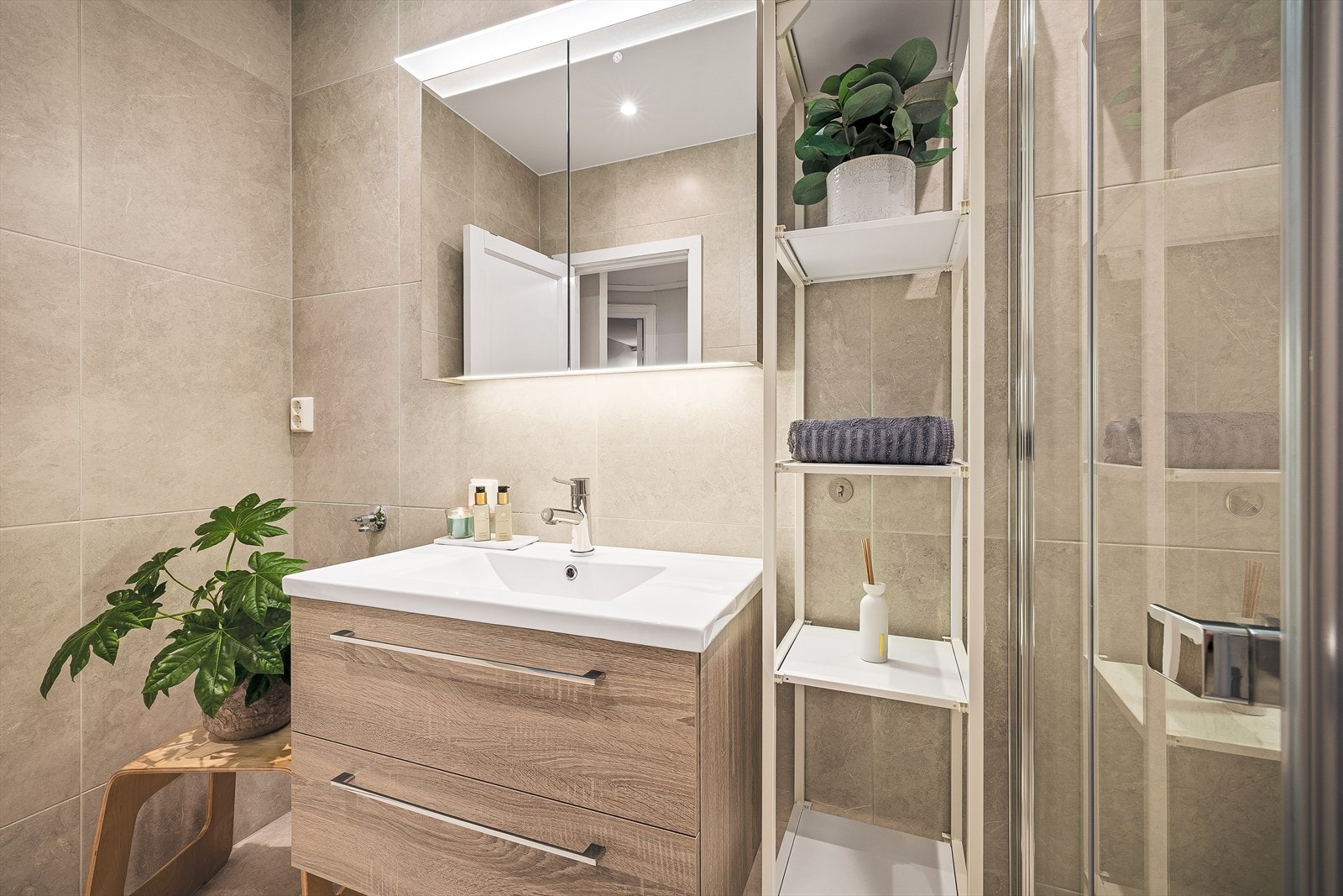 Badet er på 4,1m² Galleribilde