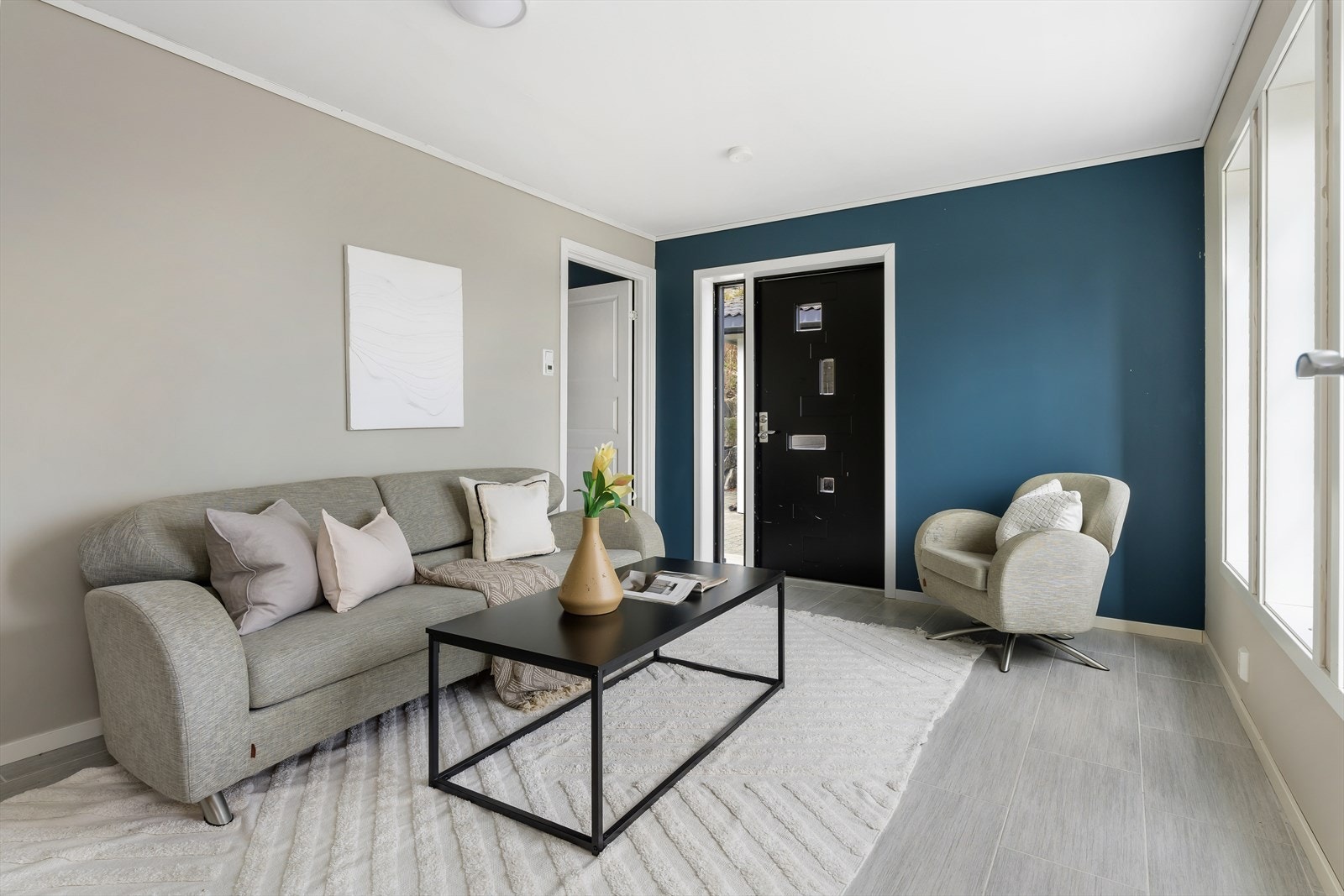 Pen og innbydende stue på 12,8 m² Galleribilde