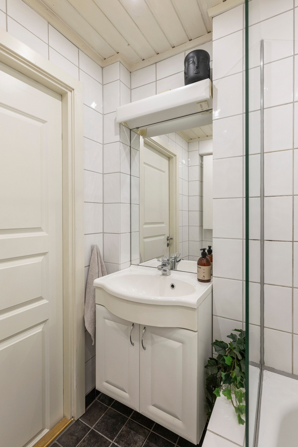 - Bad utført i borettslagets regi - Galleribilde