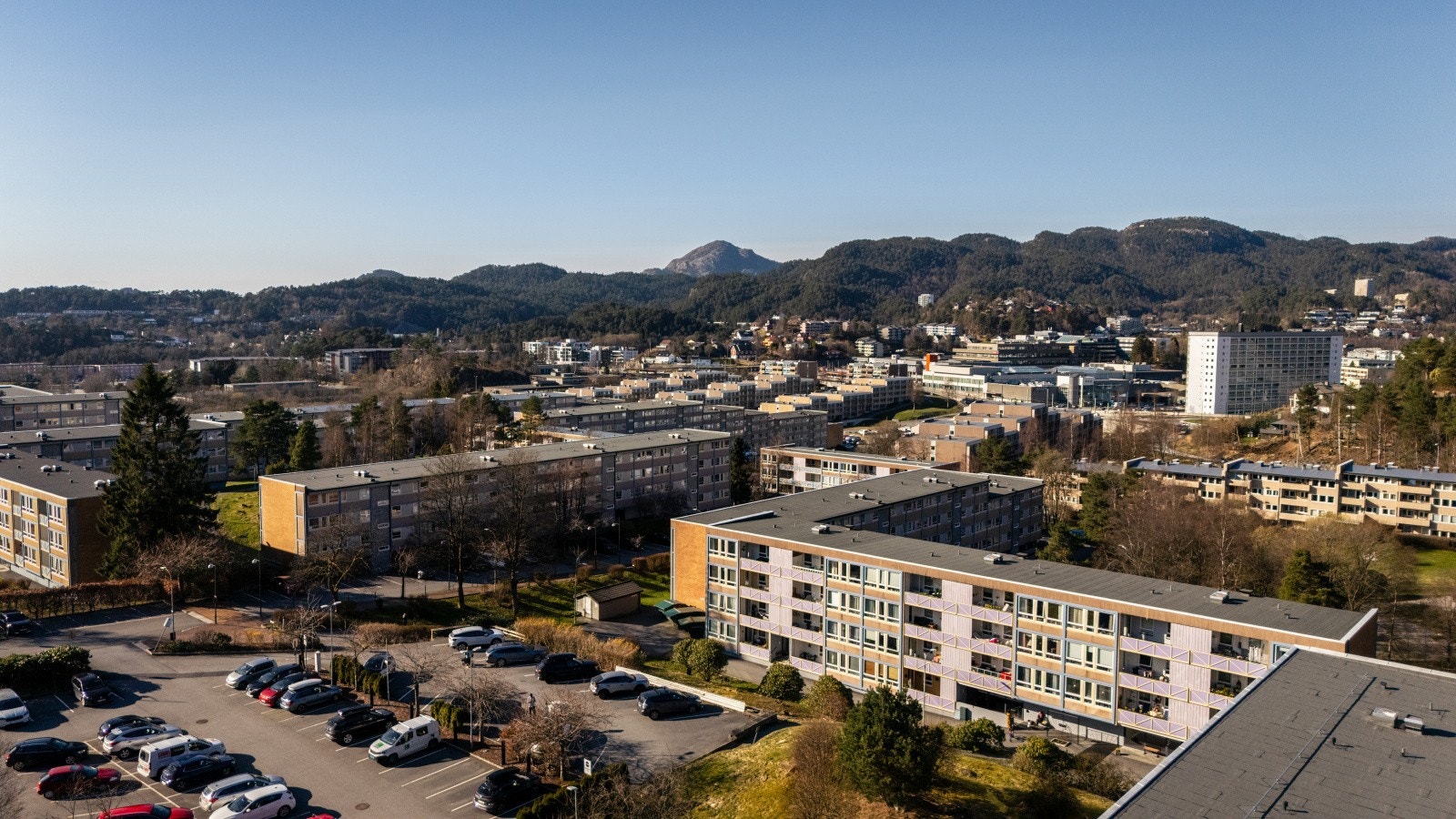 Leilighet med attraktiv beliggenhet midt i hjertet av Fyllingsdalen. Galleribilde