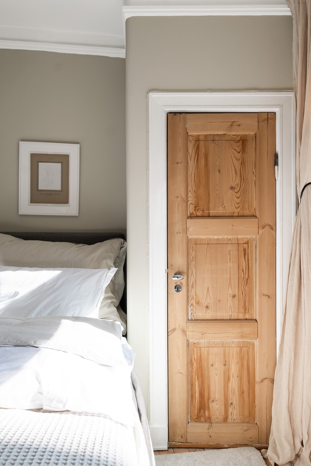 Praktisk kott på hovedsoverommet. Galleribilde