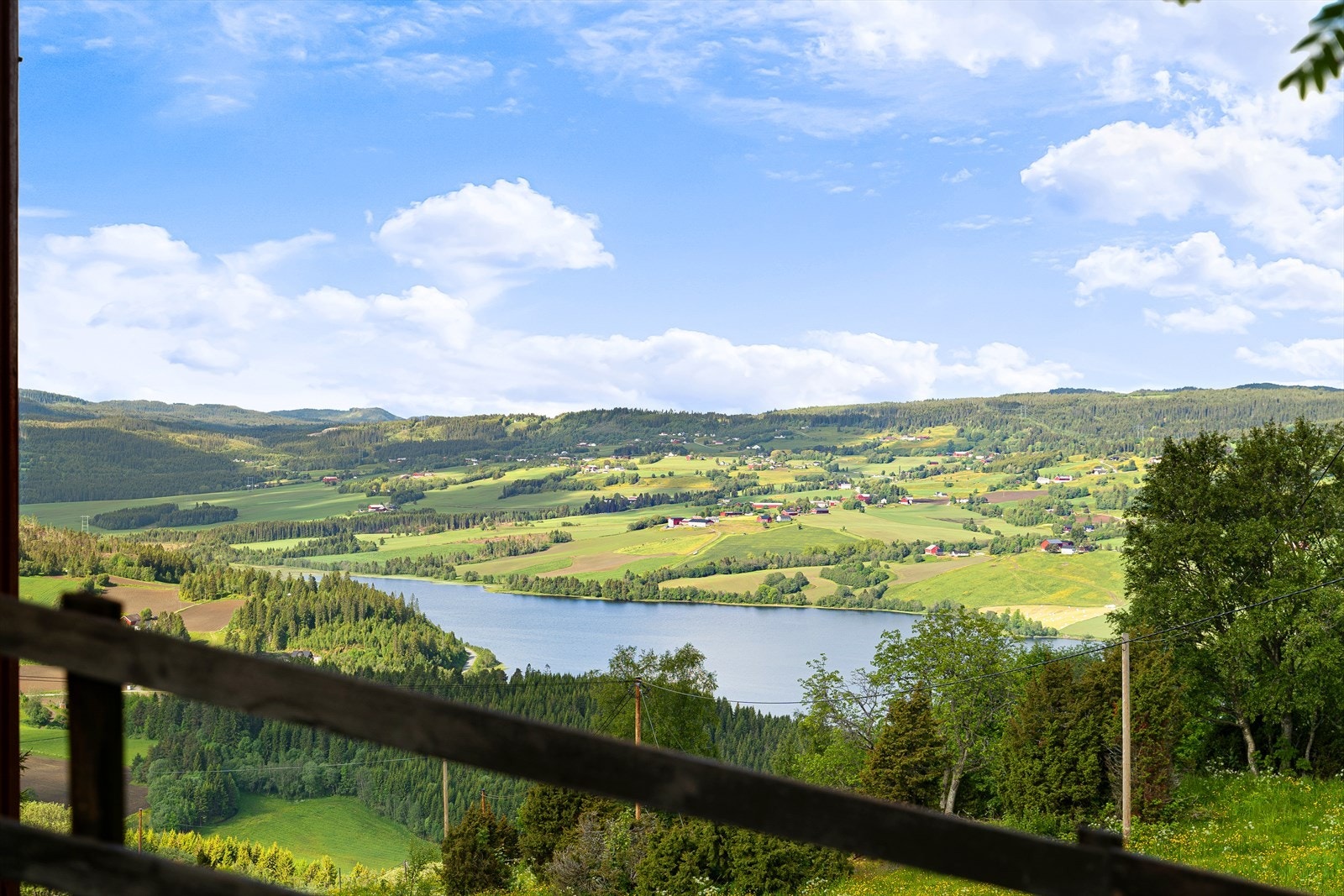 Fabelaktig utsikt over Laugen og skaun Galleribilde