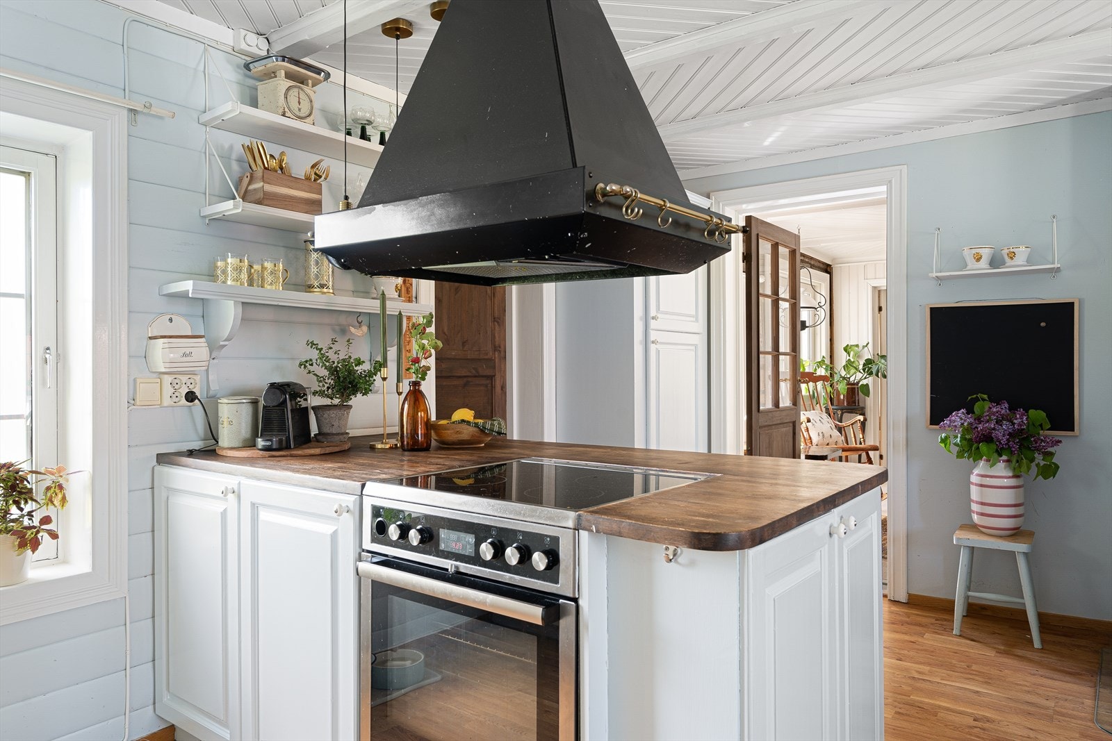 Kjøkkenøy Galleribilde